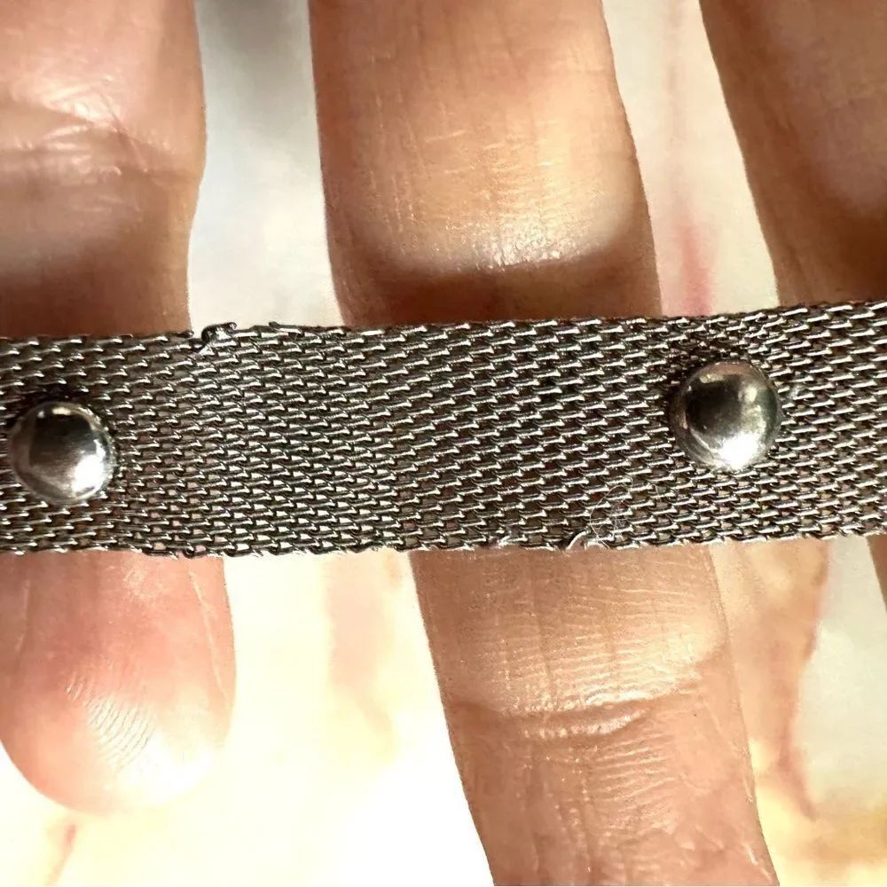 Guess silver tone bracelet - Picture 8 of 8